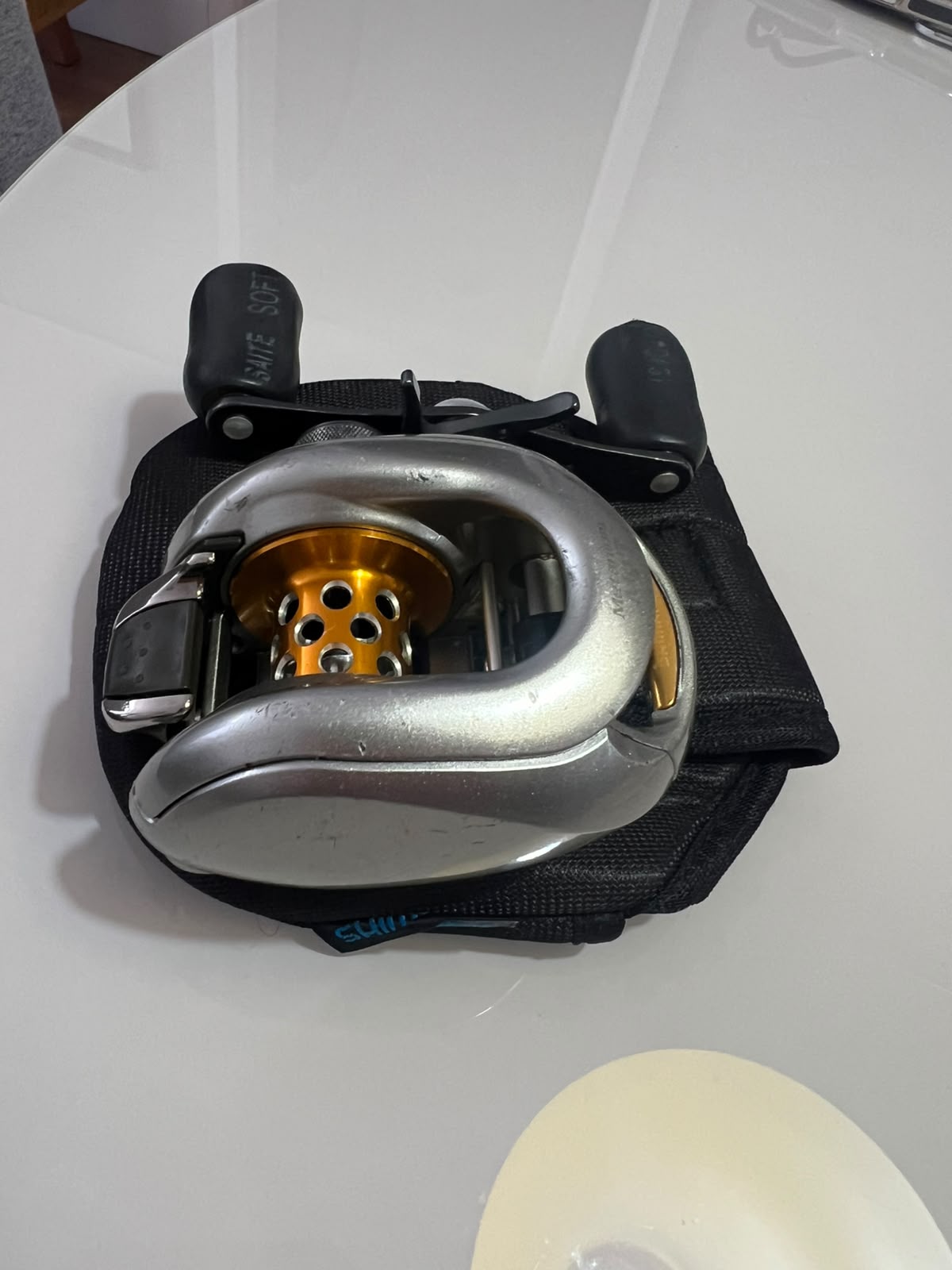 Carretinha Shimano Mettanium MG7 Esquerda